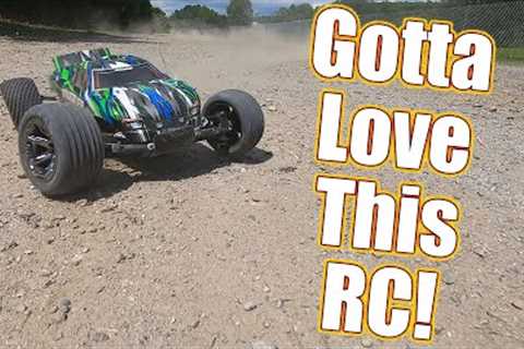 Why Is This RC Car So Popular? | RC Driver