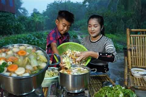 Heavy rain day, Mommy and son make Suki soup / Yummy Suki soup cooking
