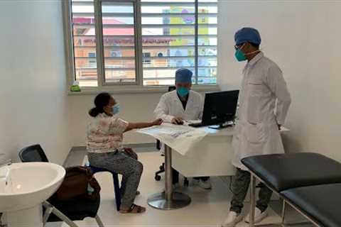 GLOBALink | Traditional Chinese Medicine experts help improve health for Cambodian patients