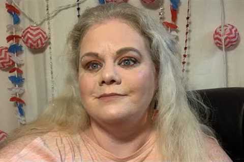 Tutorial Tuesday (eye makeup tutorial)