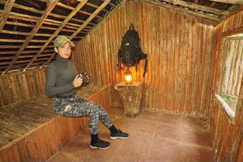 35days Crafting Complete Survival bushcraft Shelter With log Cabin Roof . Clay fireplace