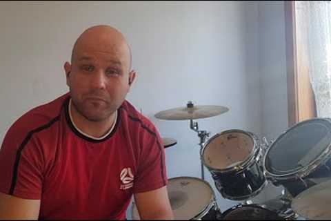 how to play Drums