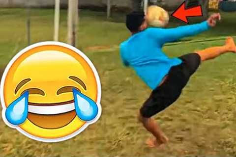 BEST FAILS OF THE YEAR ⚽️🤣 COMEDY MOMENTS IN FOOTBALL V5