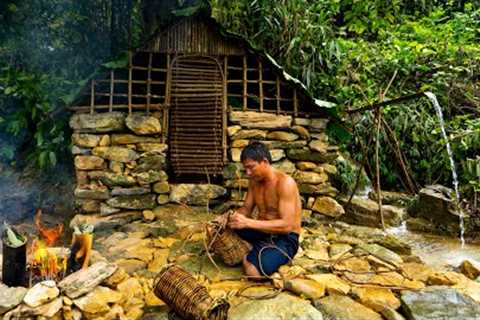 48 Hours Build Survival Shelter In Cliffs And Find Food By The Waterfall