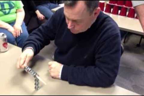 Minute To Win It - Team Building