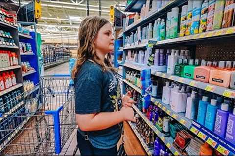 Teaching Kids About Finances // Shopping for the Camper