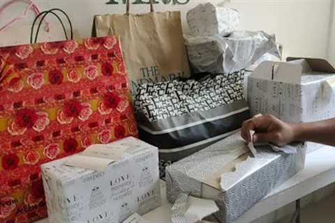 Unboxing our Wedding Gifts | Notebookkml
