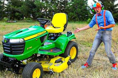 Learn about Lawn Mowers | Learn WIth Blippi | Trains for Children | Train Song | Moonbug for Kids