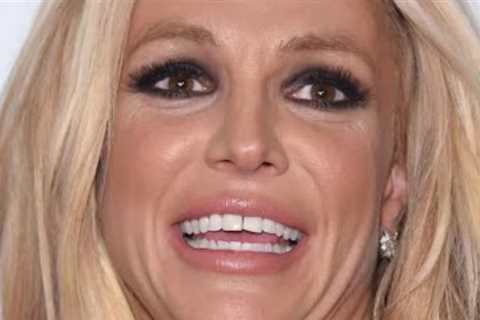 How Britney Spears Won The 2022 VMAs Without Stepping Foot On Stage