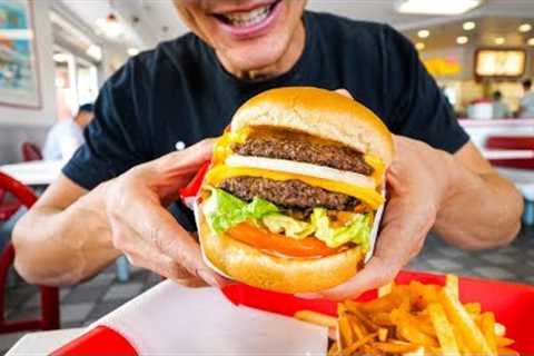 In-N-Out Burger VS. Five Guys (American Fast Food Review!)