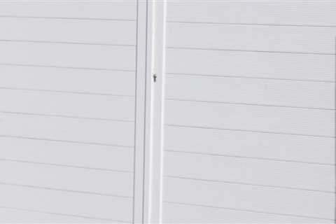7 Popular Vinyl Fence Colors