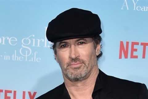 Scott Patterson Tells Podcast Fans Why He Was So Disturbed While Filming An Episode Of ‘Gilmore..