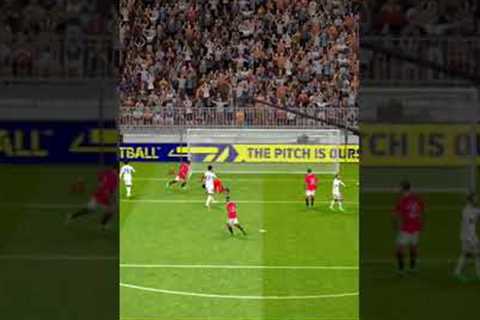 Insane Volley by David Silva⚽😎🚀