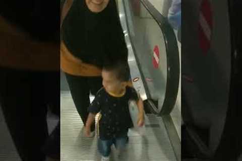 Muhammad Salman Alfarisi is shopping #live #love #family