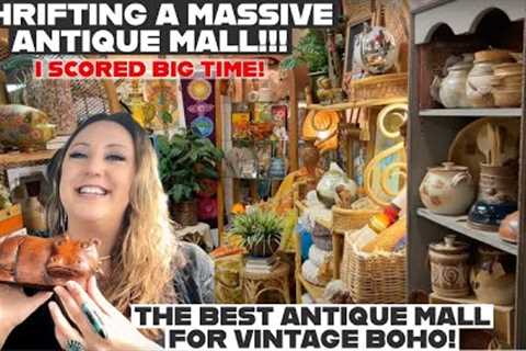 FINDING AMAZING DEALS AT A MASSIVE ANTIQUE MALL | Thrift a with Me | Thrift For Resale | Thrift Haul