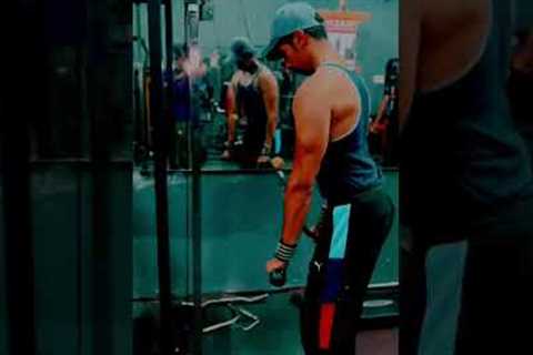 #tricepsworkout#gymmotivation #fitness #health #muscles #gains #stayfit #gym #motivation #triceps