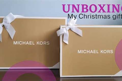 Unboxing my Christmas gifts!