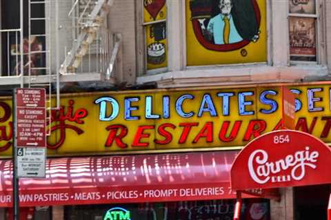 Carnegie Deli Review: One Famous Spot in NYC's Legacy
