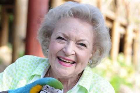Hawaiian Jewelry Maker Reacts to Her Work Being Part of Betty White’s Estate Auction