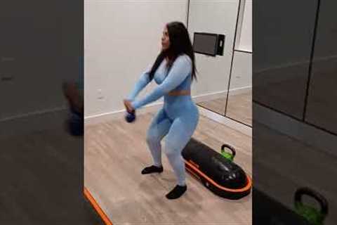 squats with kettle bell #youtubeshorts #life #fitness #workout #health #exercise #beauty