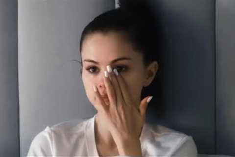 Selena Gomez Sheds TEARS in My Mind &amp; Me Trailer