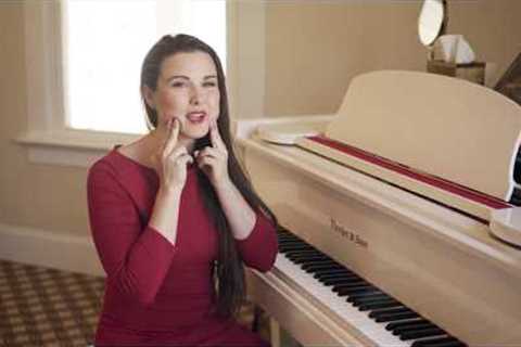 Vocal Warm Up Using a Lip Trill (Singing Lessons)