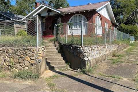 House looked ABANDONED. Used to HELP and HOUSE those in NEED. FREE clean up. Almost UNRECOGNIZABLE