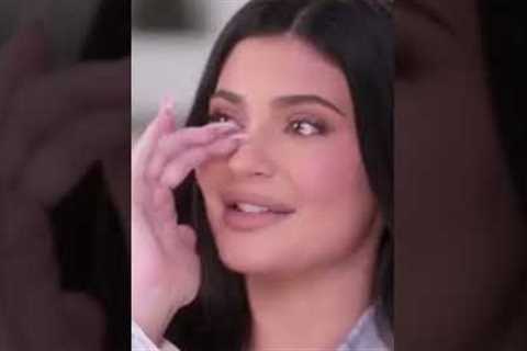 Kim Kardashian and family break down in tears The Kardashians S2 Episode1 #shorts #thekardashians