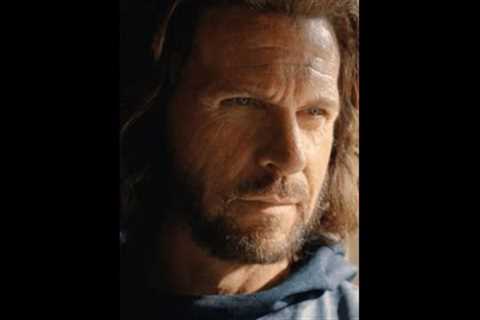 The Lord of the Rings: The Rings of Power | Elendil | Prime Video