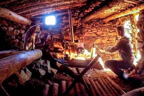 STONE SURVIVAL SHELTER LIFE: Rain, Fireplace and CAMPING - Bushcraft in the MOUNTAINS