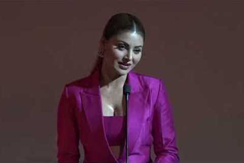 Celebrating the Introverts | Urvashi Rautela | TEDxGraphicEraUniversity