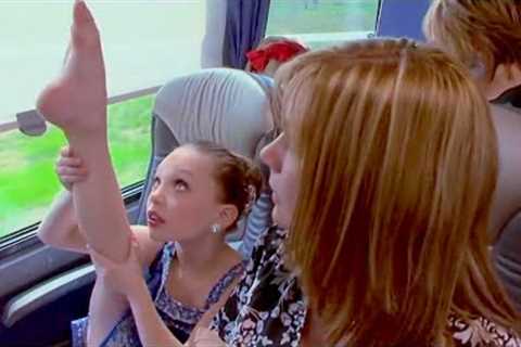 Dance Moms-GETTING READY ON THE BUS CHAOS(S1E2 Flashback)