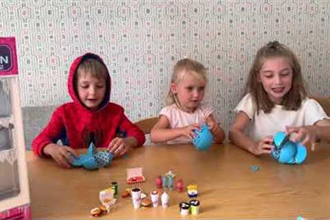 Unboxing @ZURU Toys Foodie Mini brands, surprise bags !