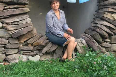 The Eleven Percent: Meet Thea, Stonemason