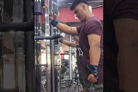 Fitness workout gym motivation #fitness #ytshorts #youtubeshorts #training #gireeshrawal #motivation