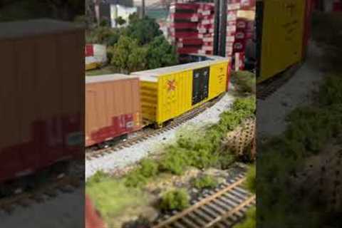 Conrail HO - White Rose Hobbies