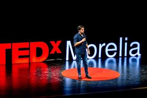 Las Preguntas Incorrectas | Fercho Urquiza | TEDxMorelia