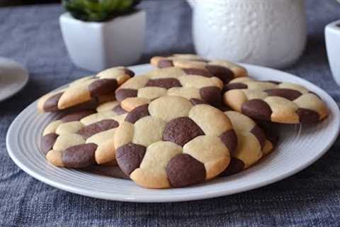 Very simple and delicious two-color cookies! Quick and tasty recipe