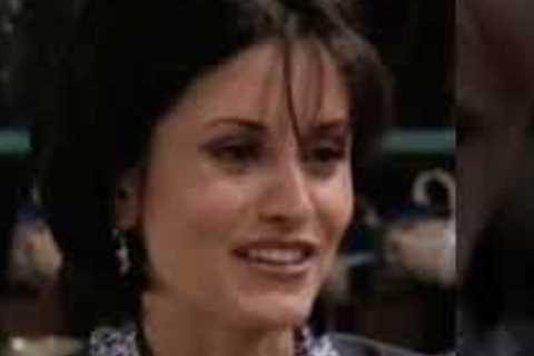 Courtney Cox wasn't supposed to play Monica on Friends #shorts