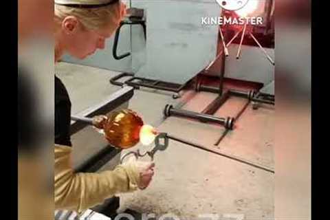 THE MOST SATISFYING GLASS BLOWING YOU'VE EVER SEEN (part1)