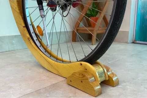 Bike Rack Ideas For Small Apartments // How To Make A Beautiful Wooden Bike Rack