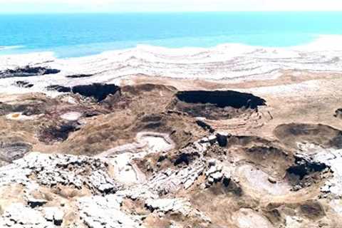 This Drone Makes A Surprising Discovery After This Opened Up On The Edge Of The Dead Sea