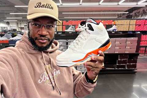 Sneaker shopping at Nike Unite and found tons of Retros Jordan’s