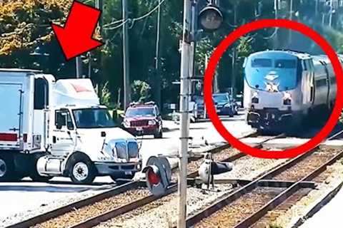 WEIRDEST AND INCREDIBLE THINGS CAUGHT ON VIDEO &amp; CCTV! (NEW)