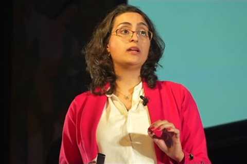 Music as a power to protect the children. | 子供たちを救う音楽の可能性 | Paola Ortolan | TEDxUTokyo