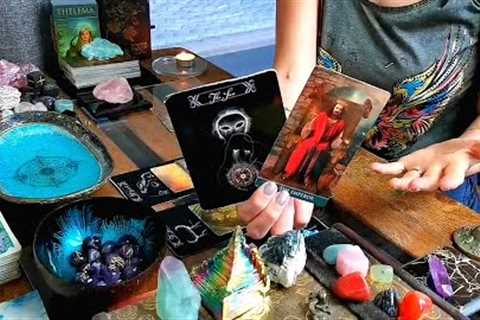 AQUARIUS - THINGS ARE GETTING SERIOUS AS YOU EMBARK ON MAJOR CHANGE!!! CAREER NOVEMBER 2022