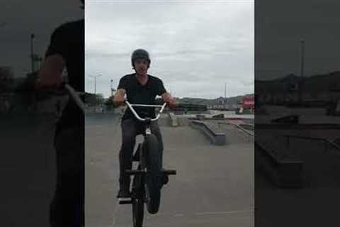 Thought I may as well upload some of my clips to YouTube, will upload more soon!
