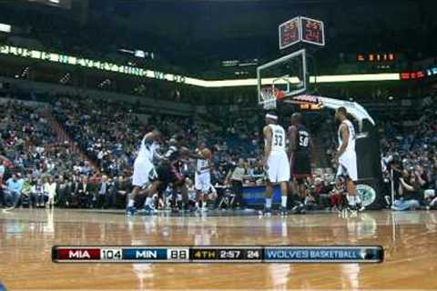 LeBron catches Timberwolves sleeping