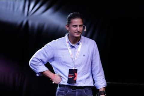 Hogyan alapozd meg most a fitt és egészséges időskort! | Péter Korpádi | TEDxUdvarhely