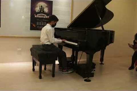Ian's first performance